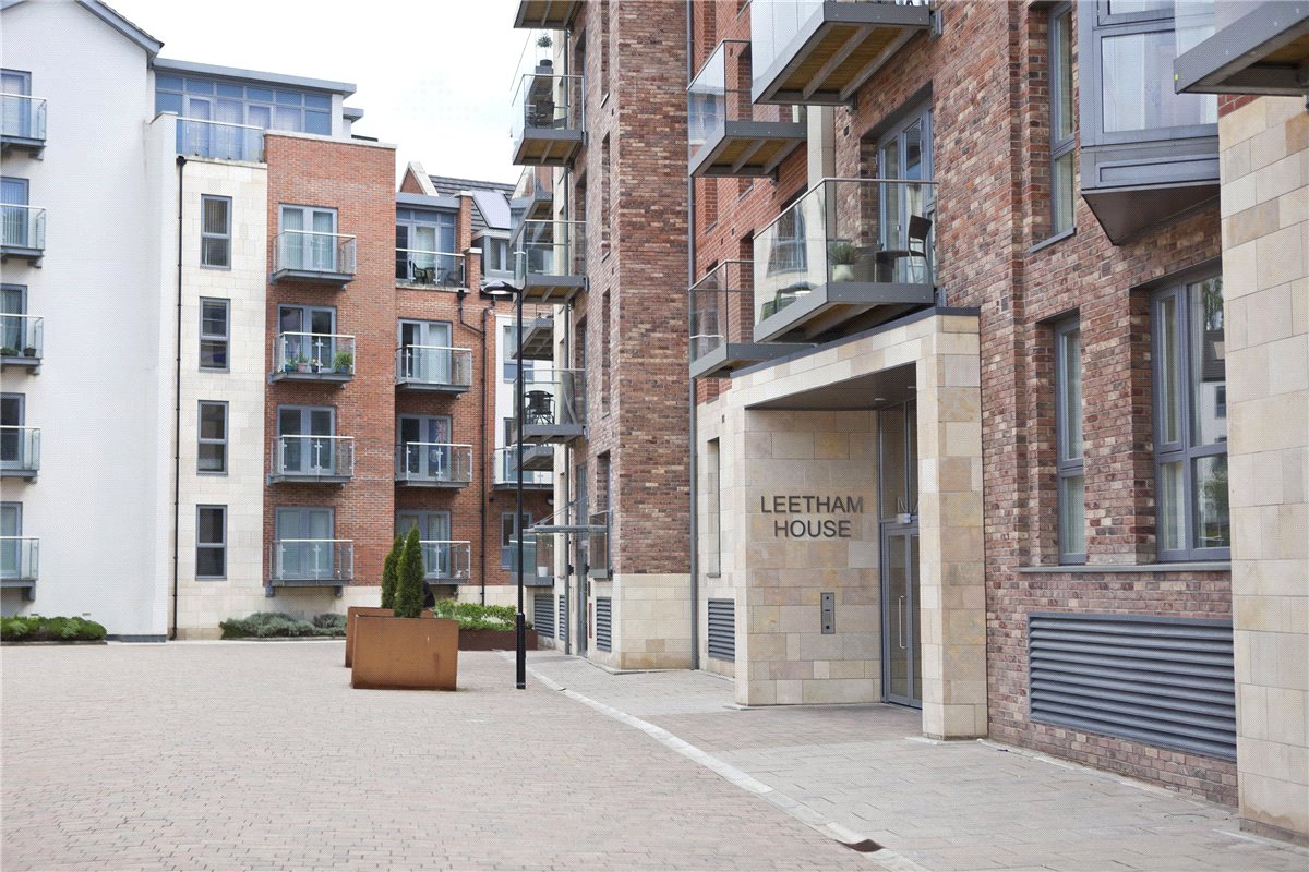 2 bedroom Flat, Leetham House, Pound Lane, YO1 - Available