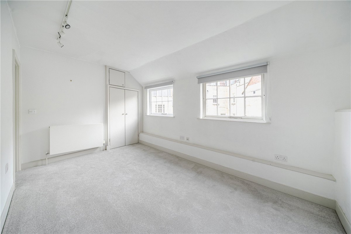 2 bedroom Maisonette, Monmouth Street, Bath, BA1 - Sold, Image 8