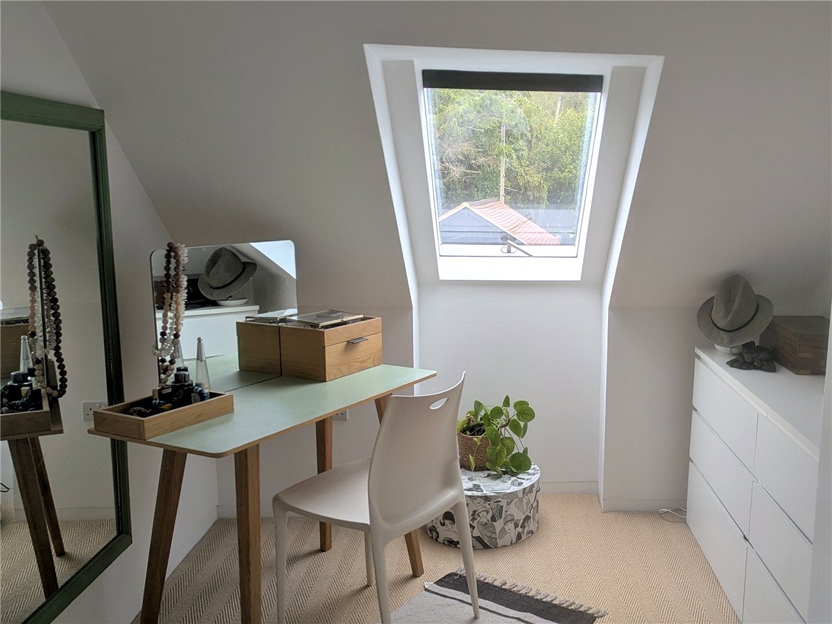 4 bedroom House, Wheatlands Lane, Enborne, RG14 - Available, Image 12