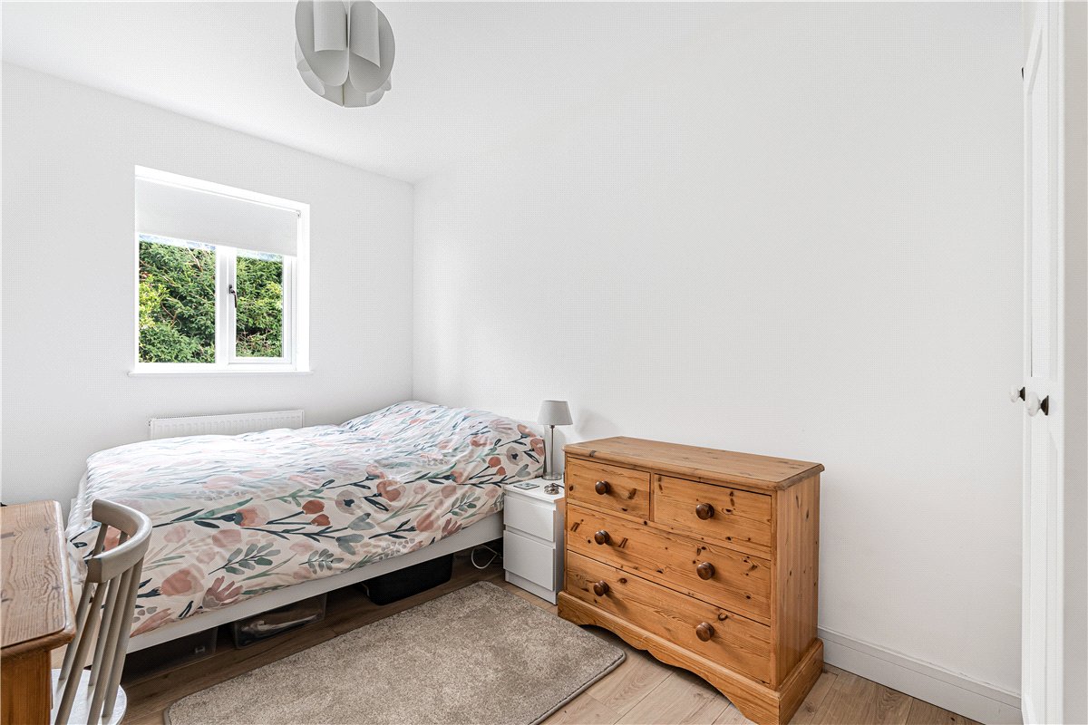 3 bedroom Bungalow, Middle Lane, Cherhill, SN11 - Available, Image 3