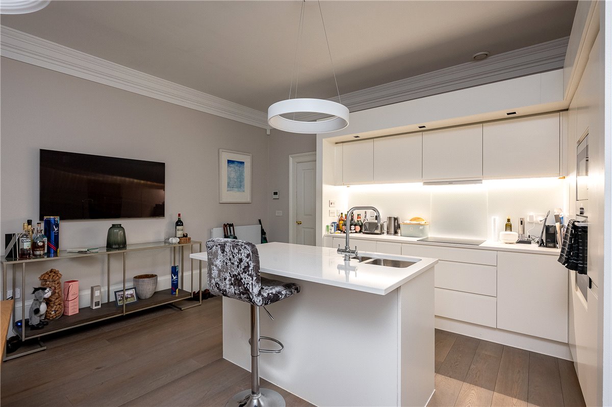 3 bedroom Flat, St. Leonards Place, York, YO1 - Available, Image 5