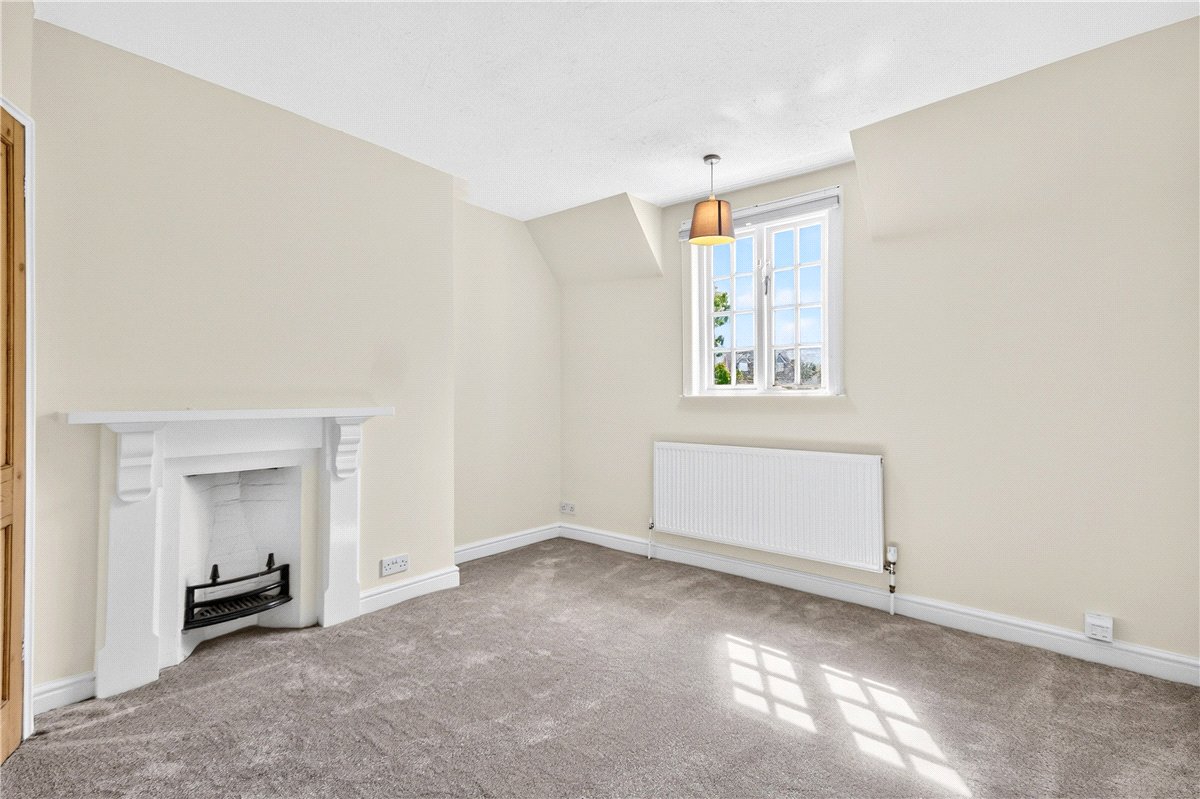 4 bedroom House, Red Lane, Burton Green, CV8 - Available, Image 8