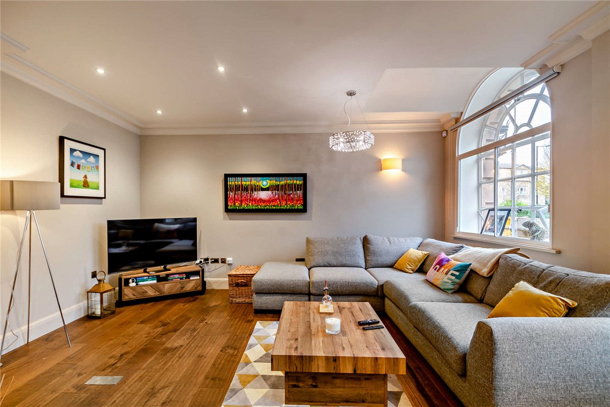 2 bedroom Flat, North Park Road, Harrogate, HG1 - Sold, Image 9