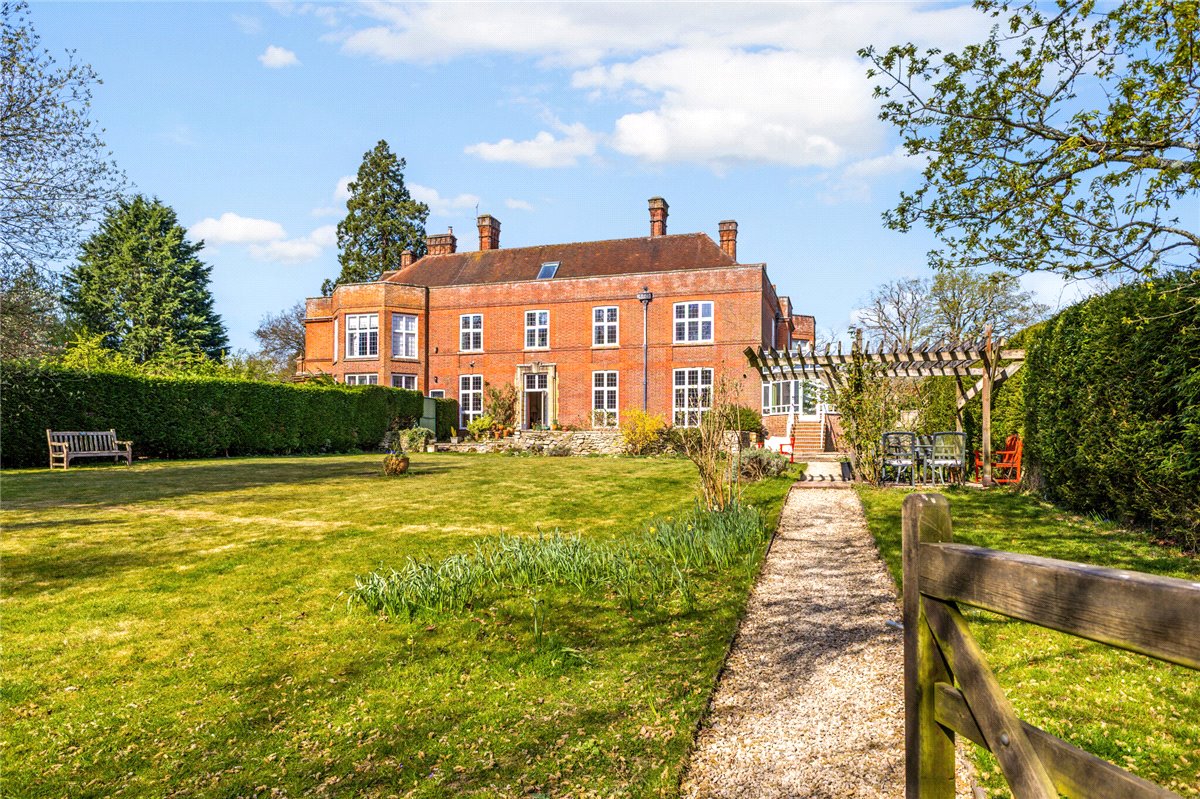 5 bedroom House, Stockcross, Newbury, RG20 - Available, Image 23
