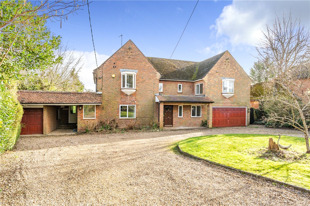 5 bedroom House, Bacombe Lane, Wendover, HP22 - Available
