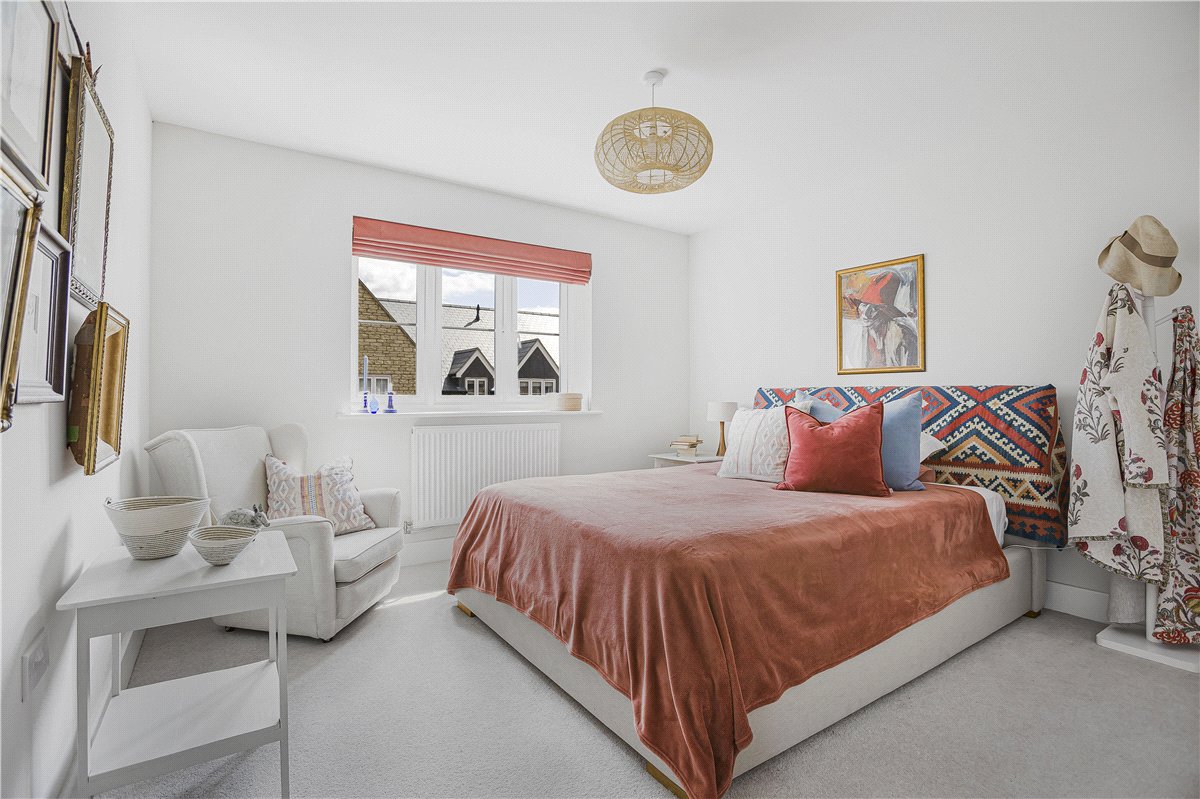 4 bedroom House, Olivers Close, Long Hanborough, OX29 - Sold, Image 14