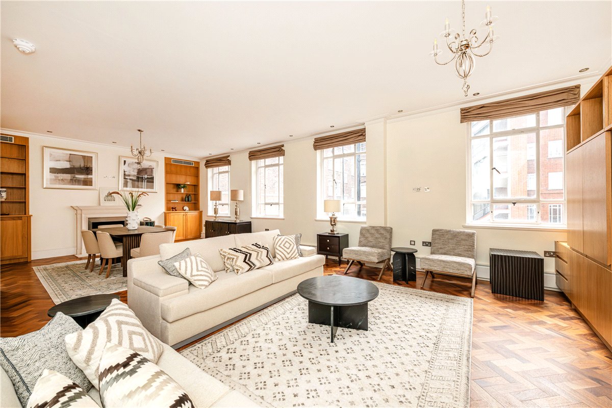 2 bedroom Flat, Grosvenor Square, Mayfair, W1K - Available