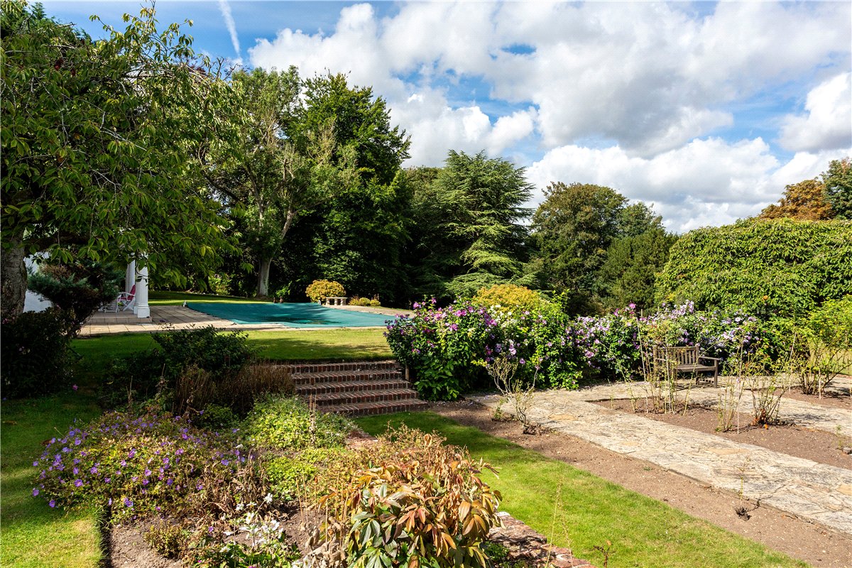15  Country Estate, Munden Road, Dane End, SG12 - Available, Image 12