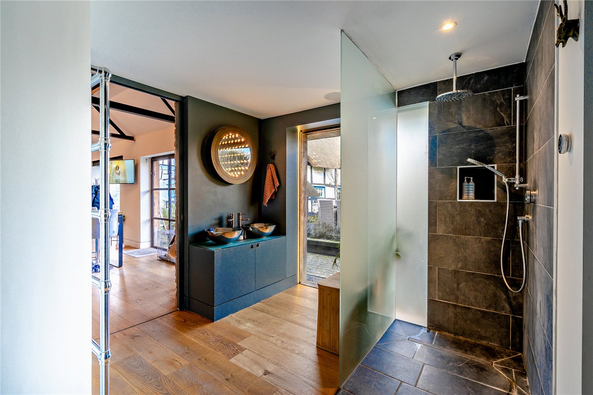 4 bedroom House, Lower Green, Inkpen, RG17 - Available, Image 10