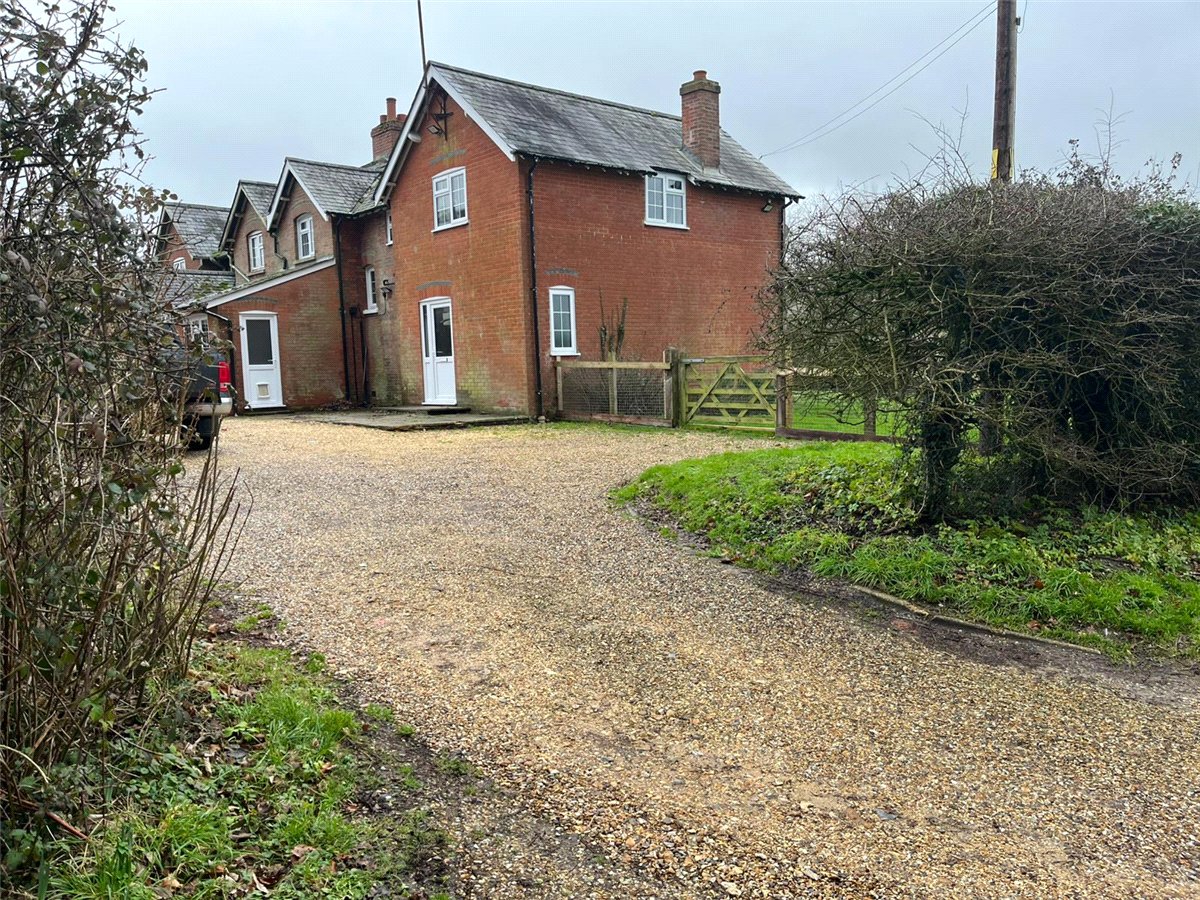 4 bedroom House, Sydmonton, Burghclere, RG20 - Available