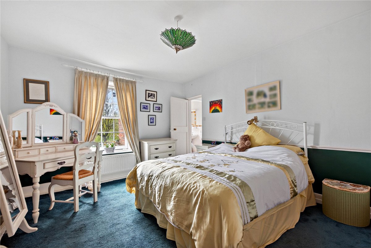 7 bedroom House, Bridge Street, Hungerford, RG17 - Available, Image 19