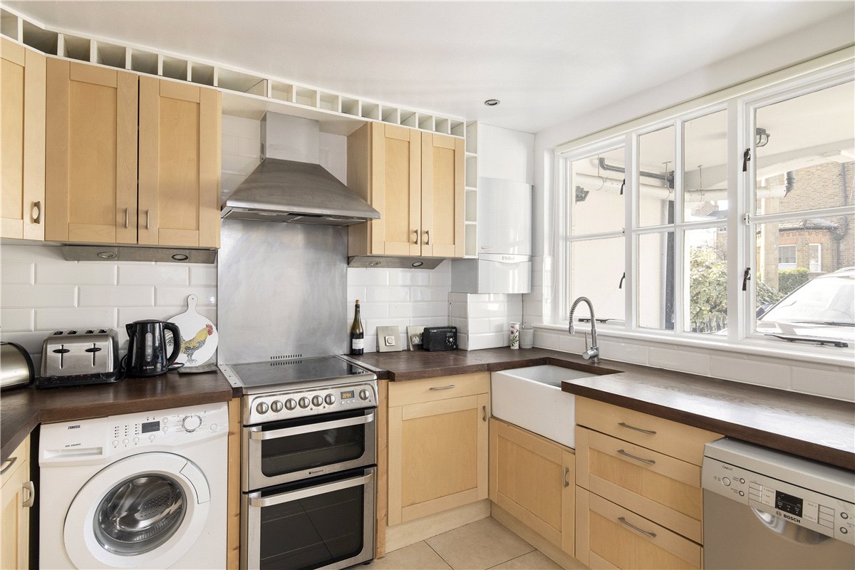 2 bedroom House, Wiseton Road, Wandsworth, SW17 - Available, Image 11