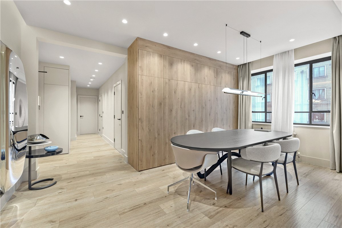 2 bedroom Flat, Portland Place, Marylebone, W1B - Available, Image 17