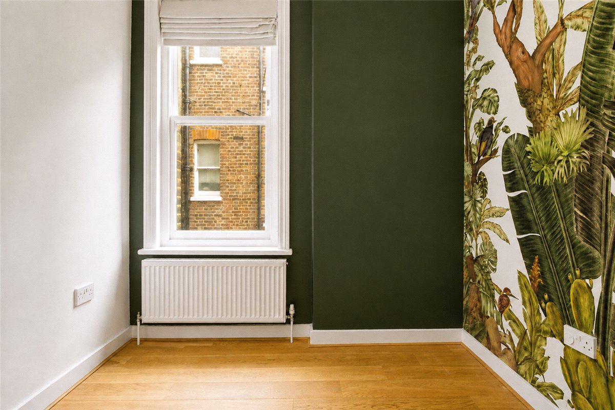 2 bedroom Flat, Bishops Park Road, London, SW6 - Available, Image 16