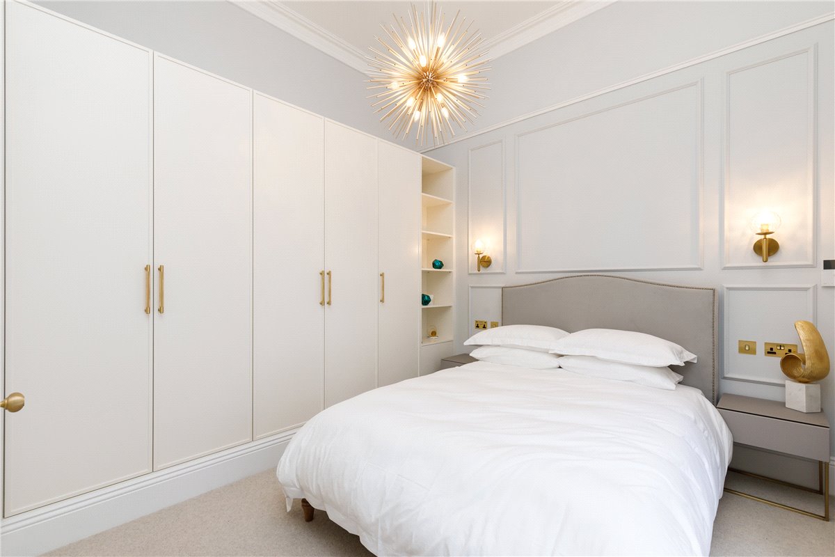 3 bedroom Maisonette, Cornwall Gardens, South Kensington, SW7 - Available, Image 8