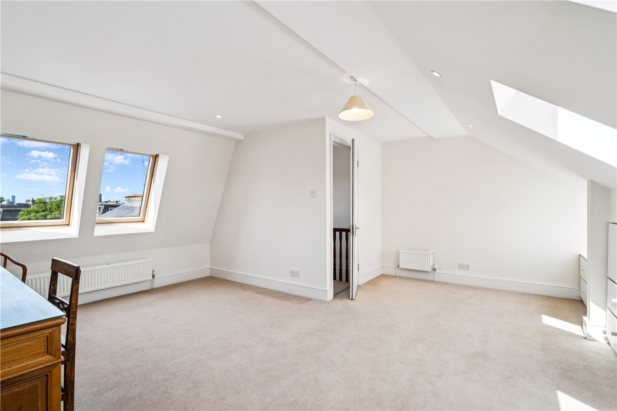 4 bedroom House, Finlay Street, London, SW6 - Available, Image 6