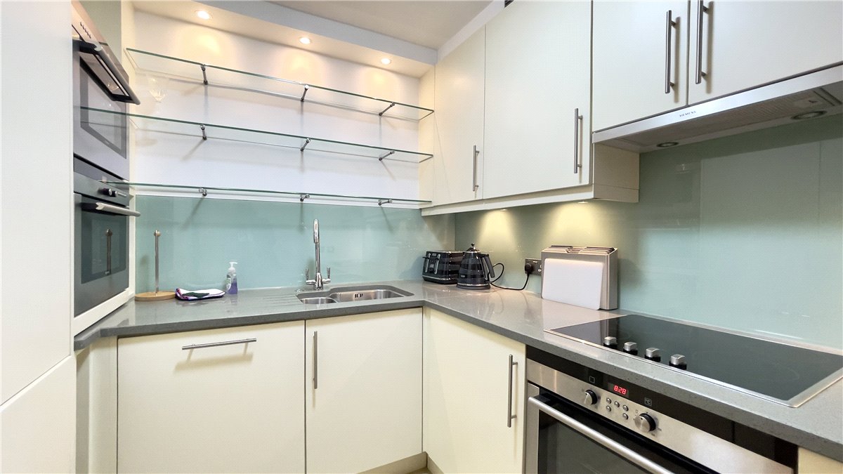 2 bedroom Flat, Bourdon Street, Mayfair, W1K - Available, Image 17