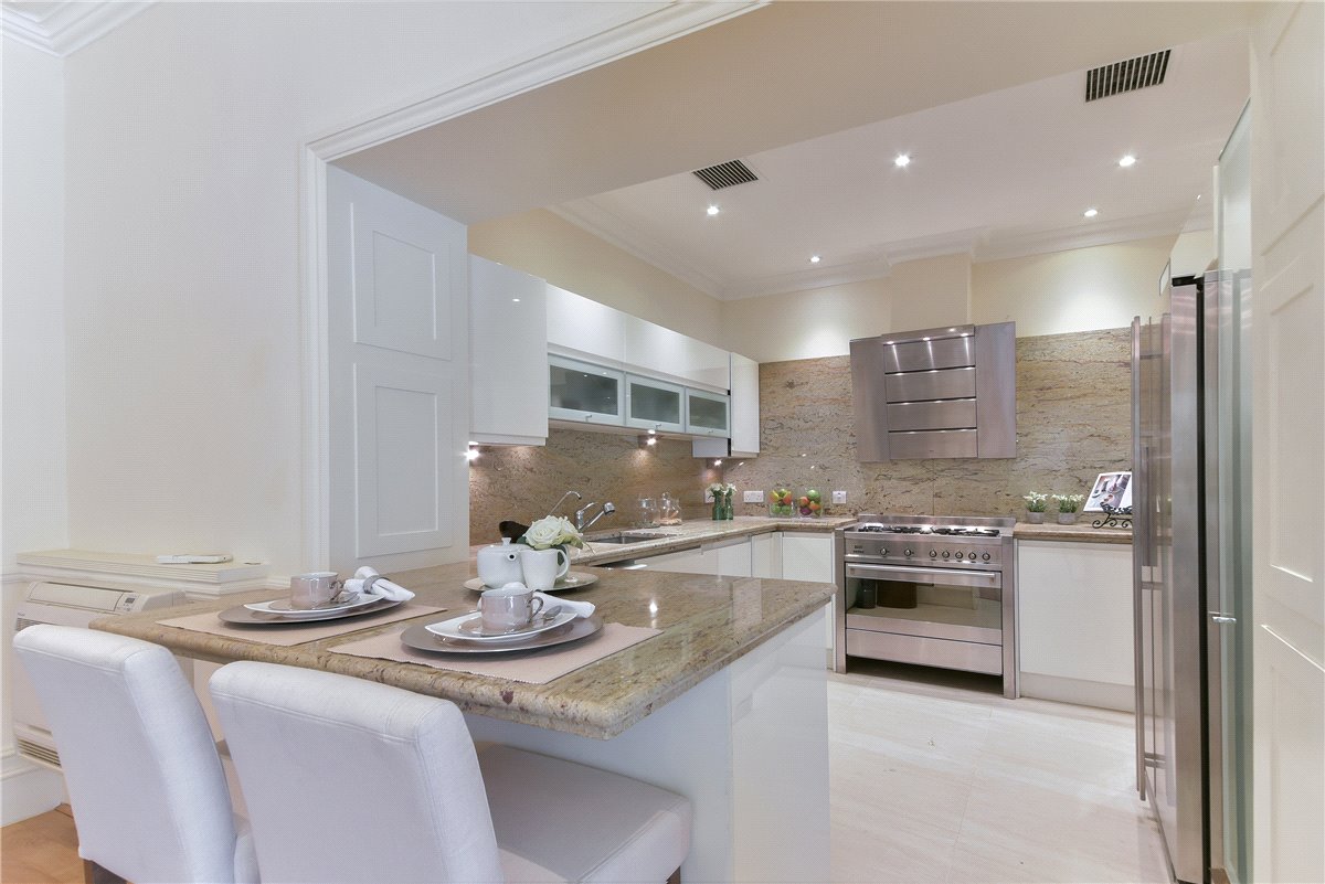 3 bedroom Flat, Park Mansions, Knightsbridge, SW1X - Available, Image 5