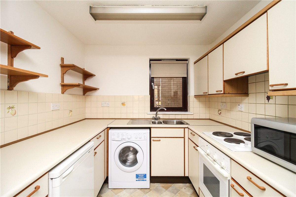 1 bedroom Flat, The Heyes, Gloucester Green, OX1 - , Image 5