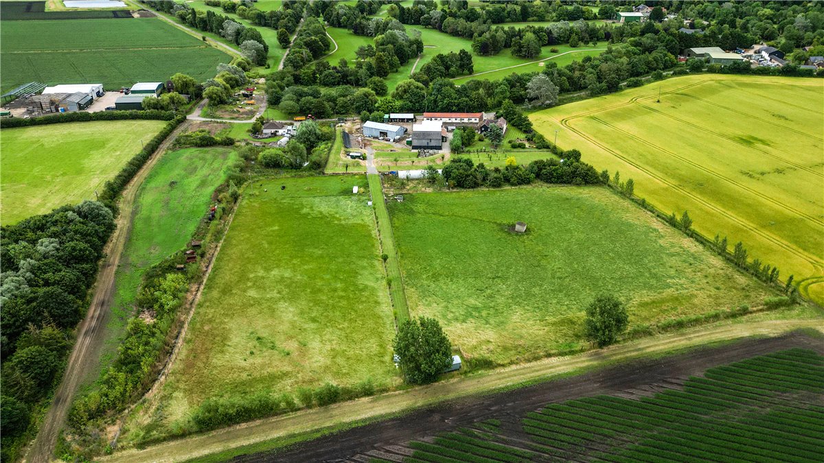 7.12  Farm, Sidings Farm, Fen Road, PE28 - Available, Image 3