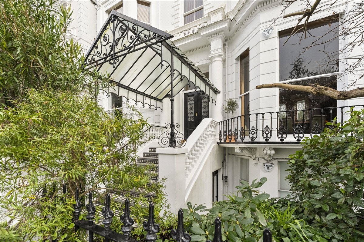 2 bedroom Flat, Pembridge Square, Notting Hill Gate, W2 - Available, Image 20