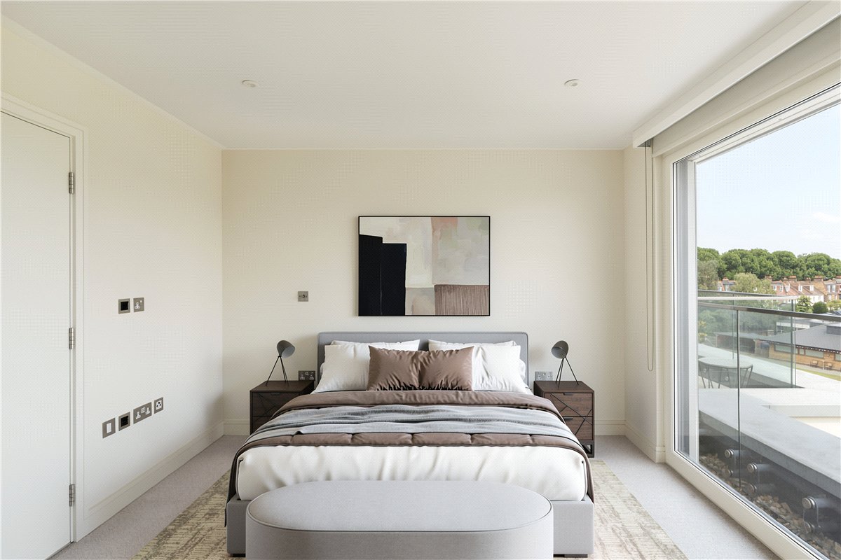 3 bedroom Flat, Broomhouse Lane, London, SW6 - Available, Image 2