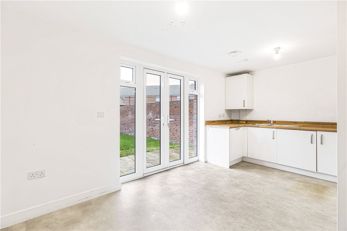 3 bedroom House, Diamond Drive, Didcot, OX11 - , Image 1