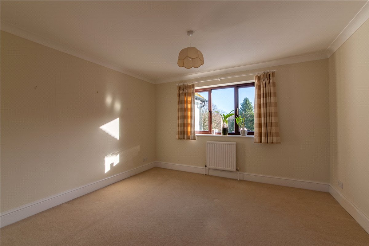 5 bedroom House, Post Office Road, Inkpen, RG17 - Available, Image 11