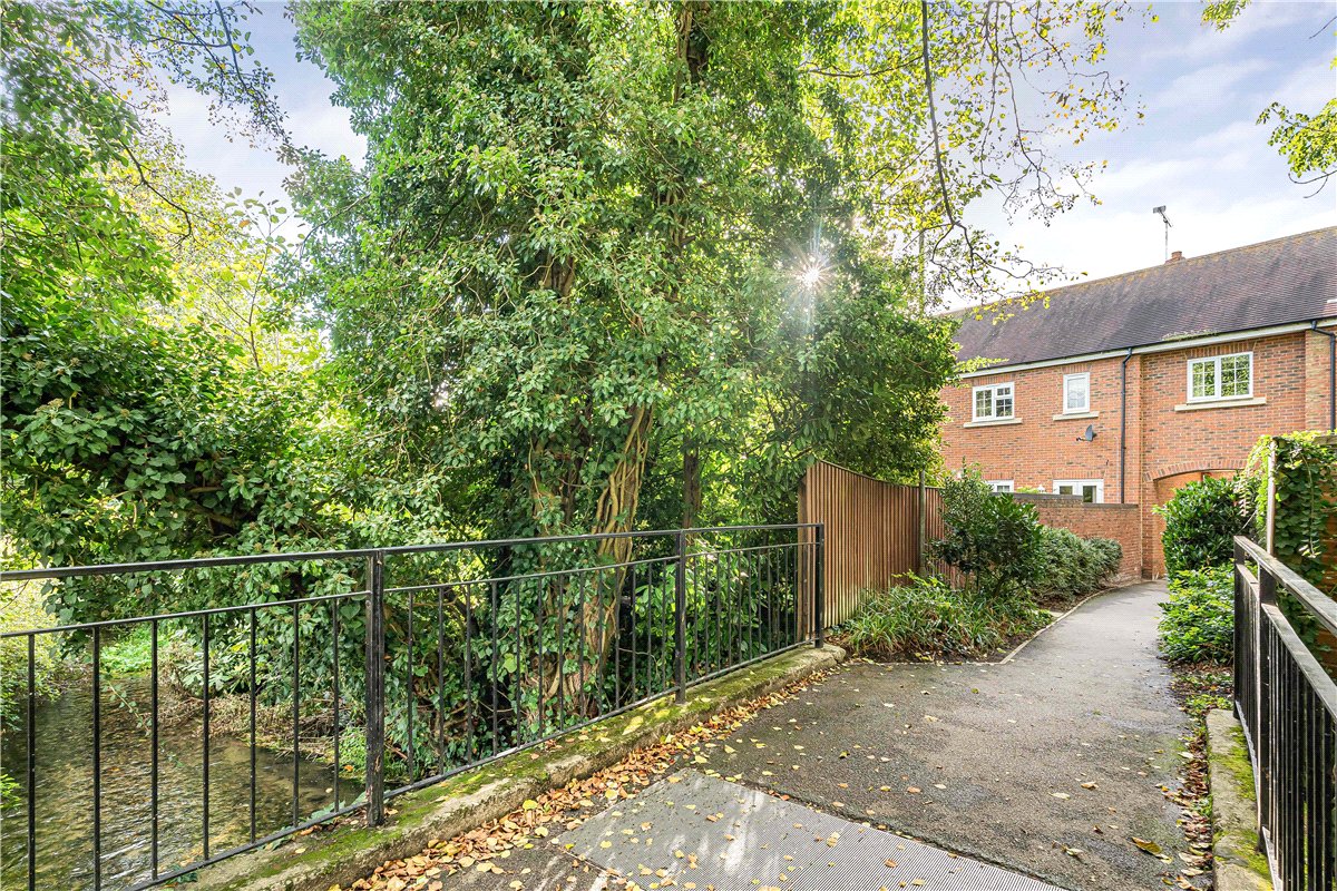 2 bedroom House, Avon Place, River Street, SN9 - Available, Image 9