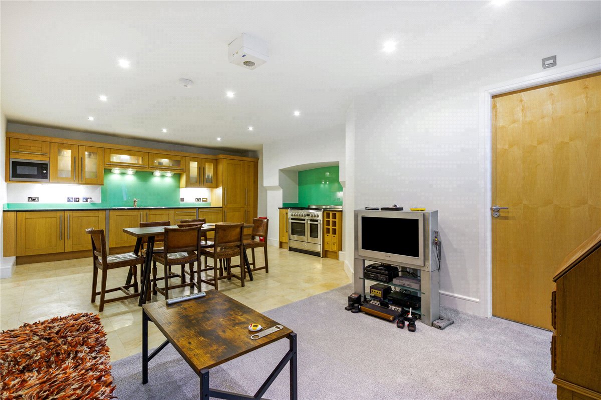 1 bedroom Flat, The Mount, York, YO24 - Available, Image 3