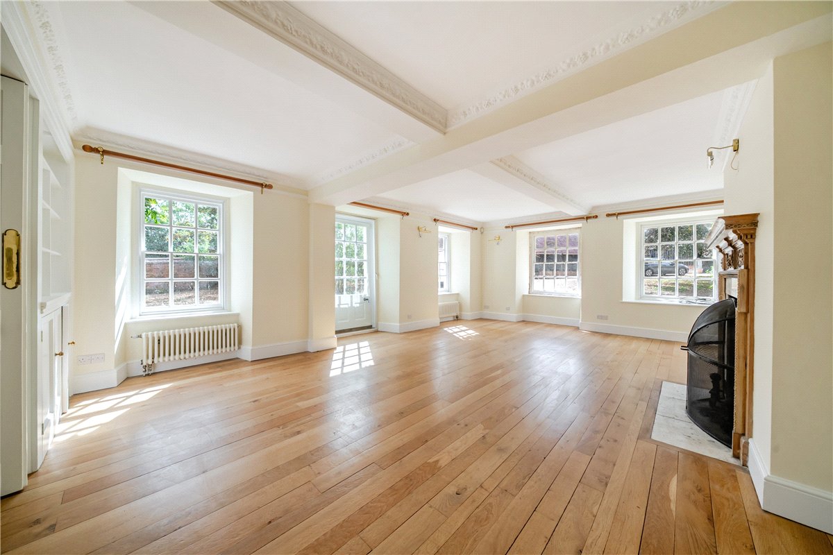 5 bedroom Cottage, Hamstead Marshall, Newbury, RG20 - Available, Image 2