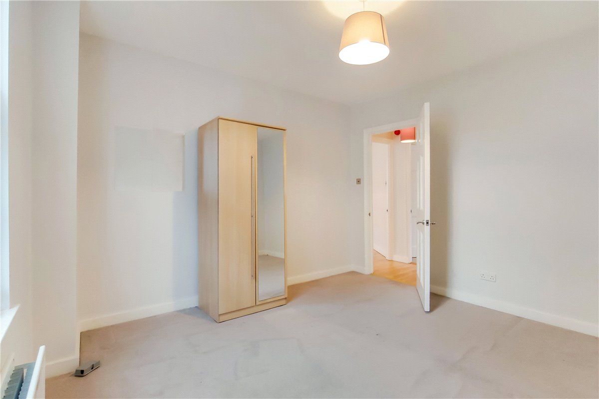 3 bedroom Flat, George Street, Marylebone, W1H - Available, Image 8
