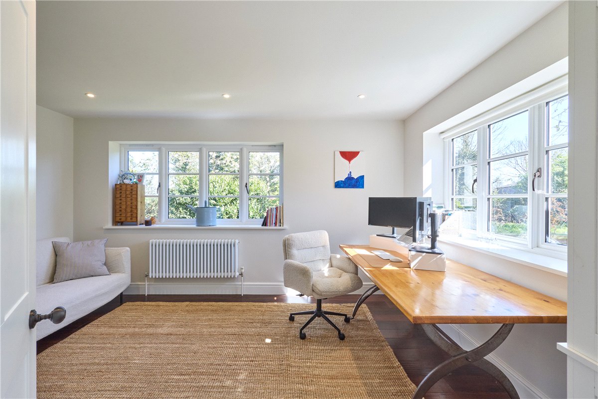 4 bedroom House, Cambridge Road, Oakington, CB24 - Sold STC, Image 10