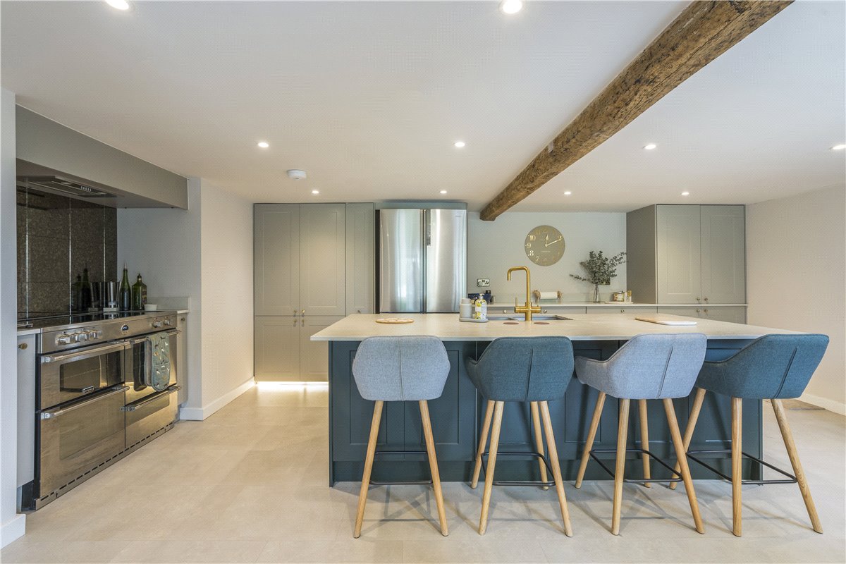 4 bedroom House, West Kennett, Marlborough, SN8 - Sold STC, Image 9