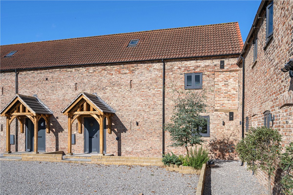 4 bedroom Cottage, Sycamore Barn, Camela Lane, Camblesforth, YO8 - Available, Image 12