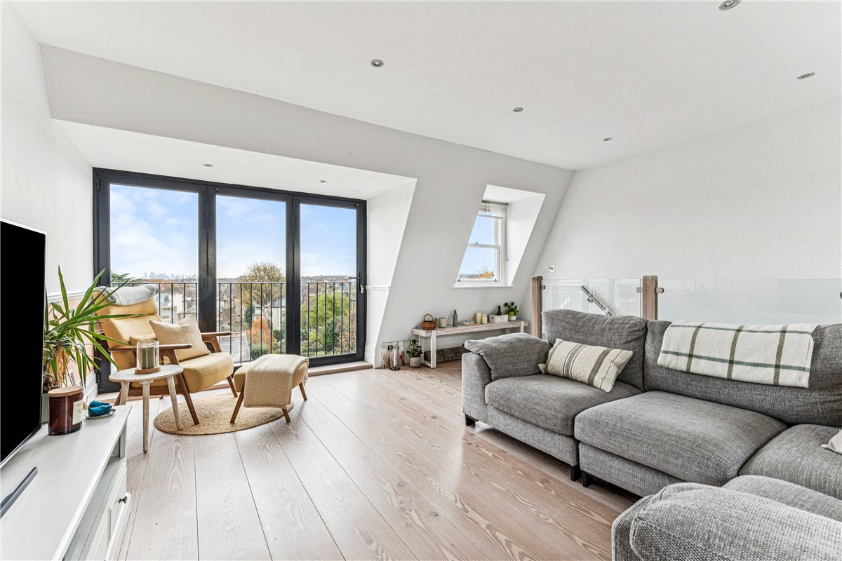 2 bedroom Flat, Trinity Road, London, SW17 - Available, Image 10