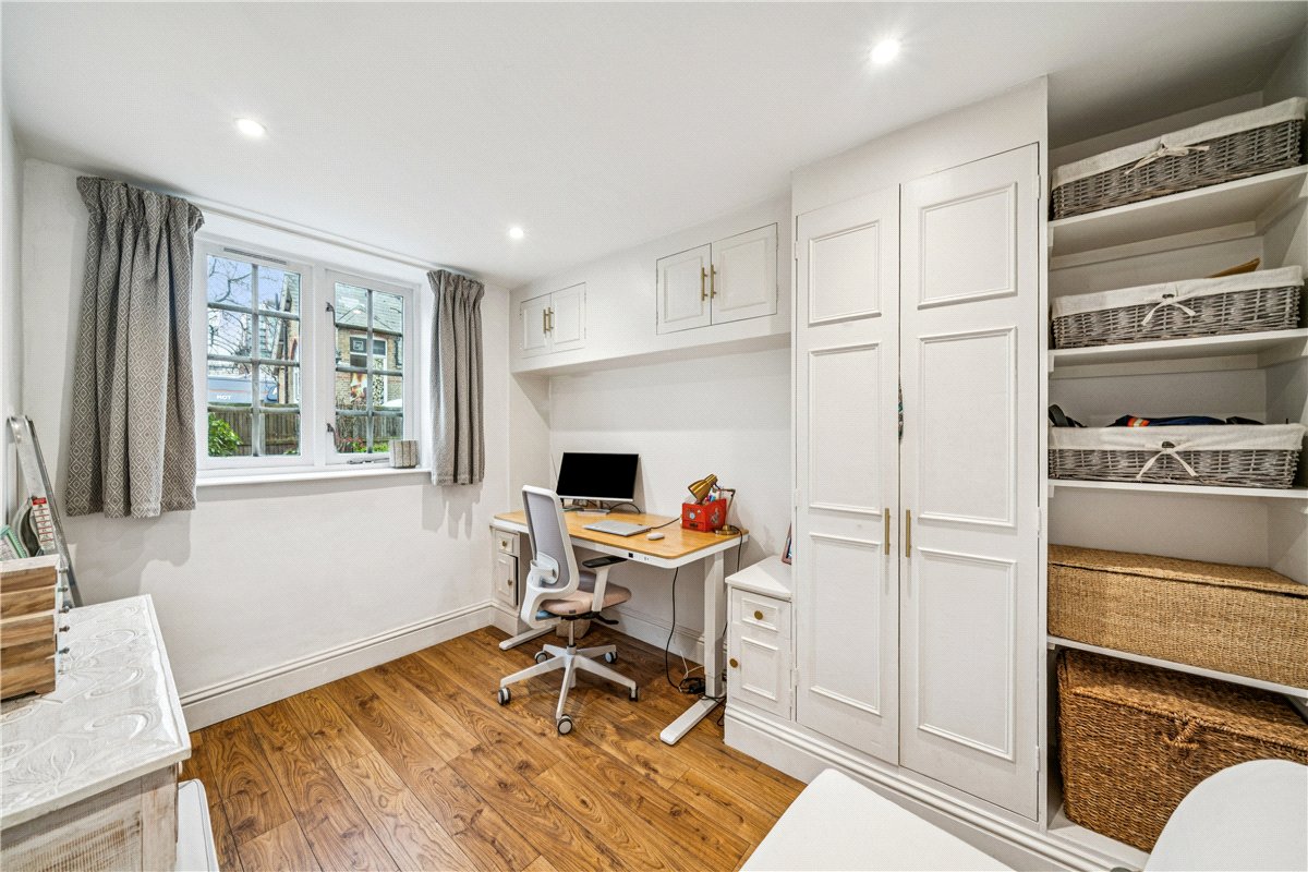 2 bedroom Flat, Frogmore, London, SW18 - Sold STC, Image 7