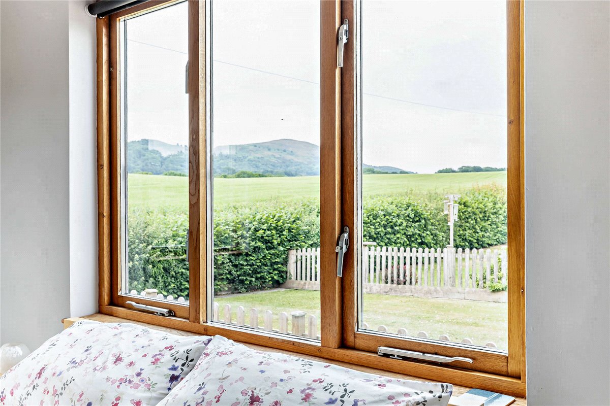 4 bedroom House, Trewern, Welshpool, SY21 - Available, Image 16