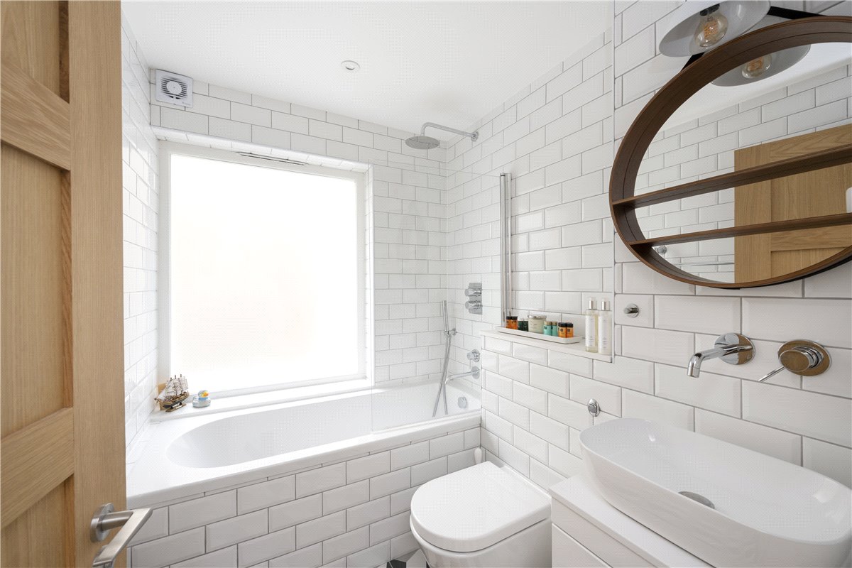 3 bedroom Flat, Nightingale Triangle, Balham, SW12 - Sold, Image 12