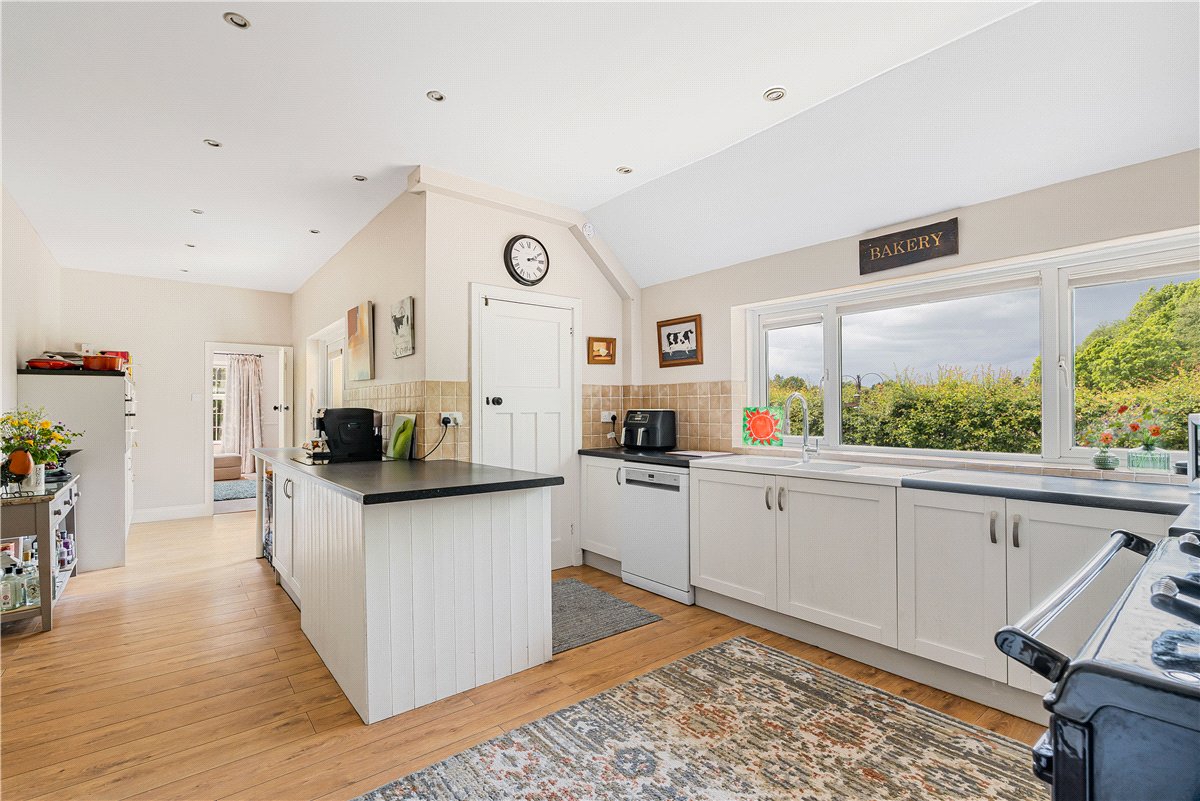 5 bedroom House, Manningford Abbots, Pewsey, SN9 - Available, Image 1