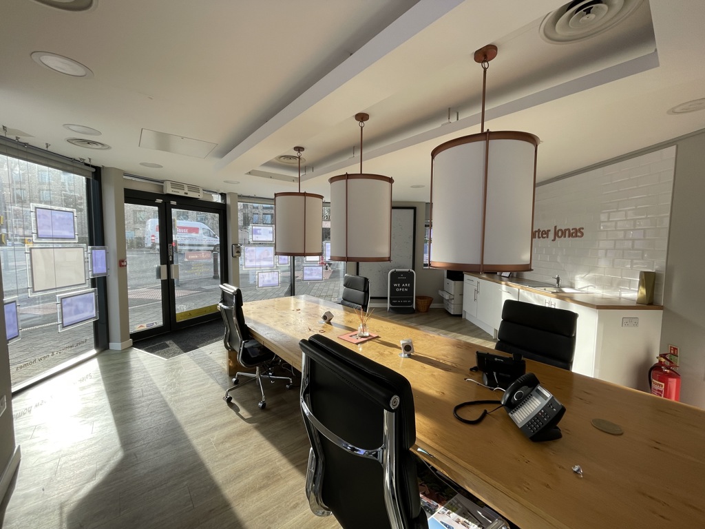 344.34 Sq Ft, 1 Histon Road, Cambridge, CB4 - Available, Image 2