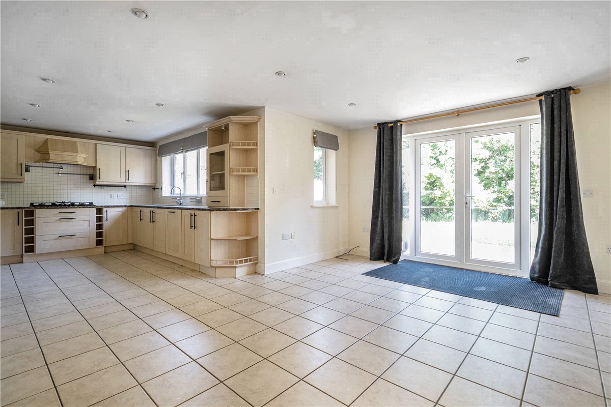 5 bedroom House, Lake View, Calne, SN11 - Sold, Image 1