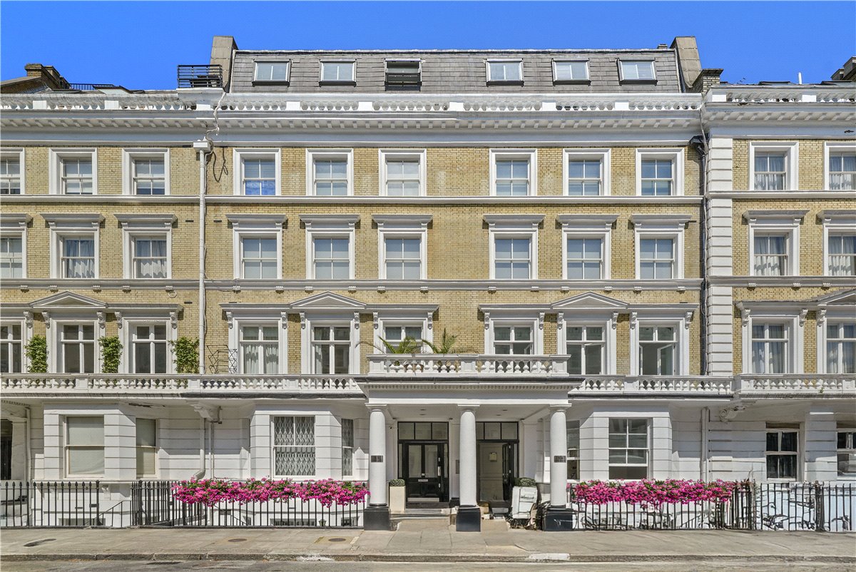 2 bedroom Flat, Manson Place, South Kensington, SW7 - Available, Image 5
