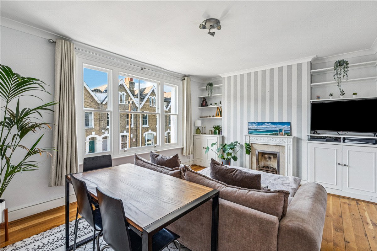 2 bedroom Flat, Auckland Road, London, SW11 - Let Agreed, Image 3