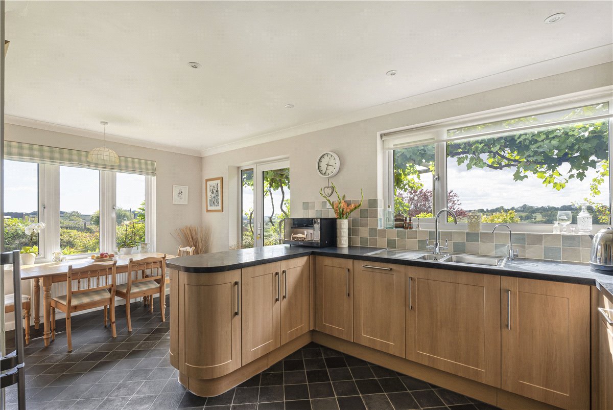 4 bedroom House, Old Kennels Lane, Winchester, SO22 - Available, Image 14