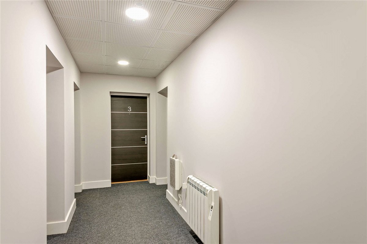 2 bedroom Flat, St Marys Road, Newbury, RG14 - Sold, Image 13