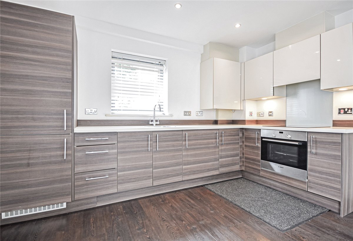 2 bedroom Flat, Glenalmond Avenue, Cambridge, CB2 - Sold STC, Image 2