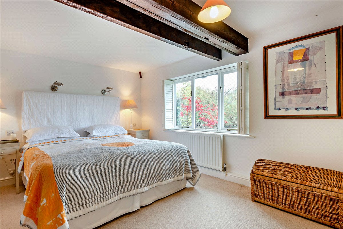 3 bedroom House, Crookham Hill, Thatcham, RG19 - Available, Image 19