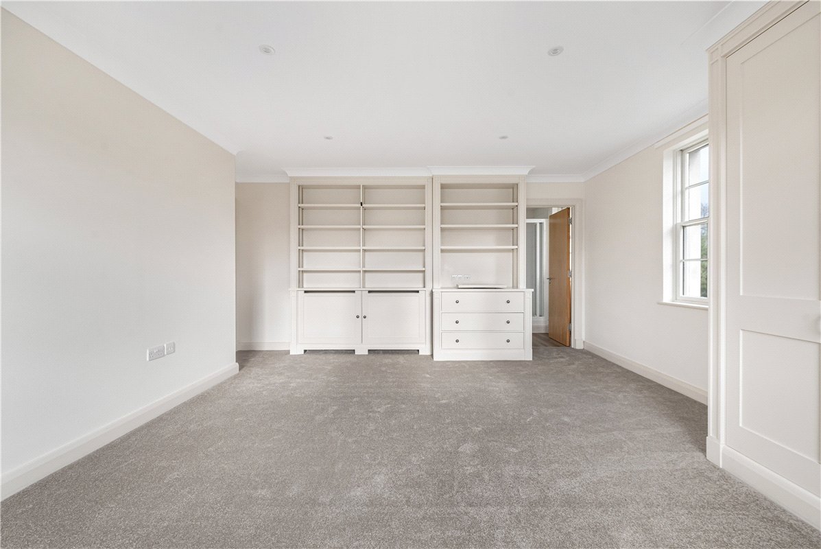 2 bedroom Flat, Ford Road, Tortington, BN18 - Available, Image 17