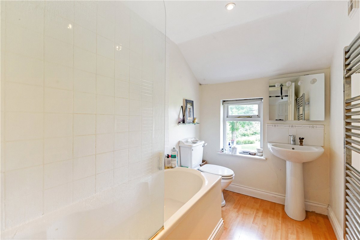 4 bedroom House, Knowle, Pewsey, SN9 - Sold STC, Image 8
